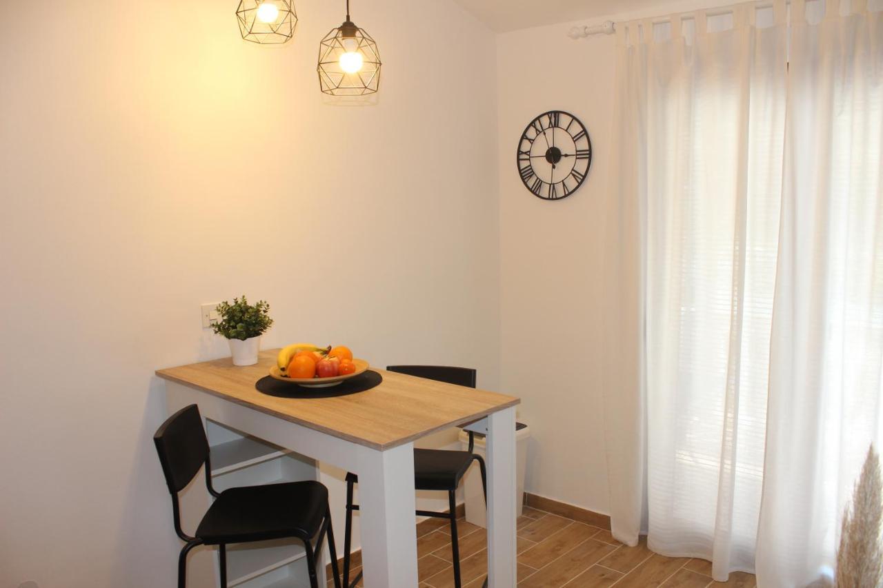 Apartments Dejana Stinjan Luaran gambar